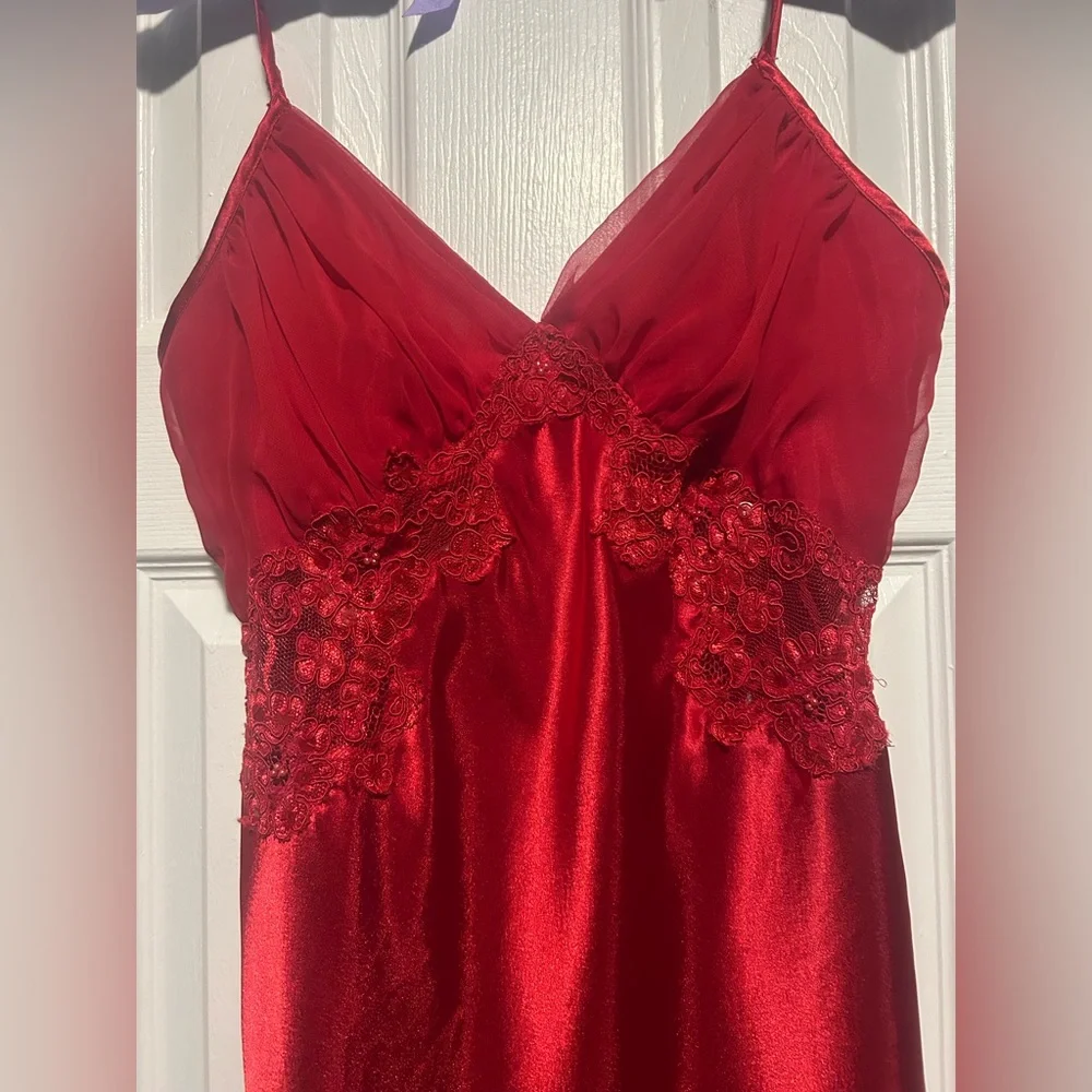Vintage Victoria's Secret Gold Label Semi Sheer Lace Red Slip Dress Size Medium